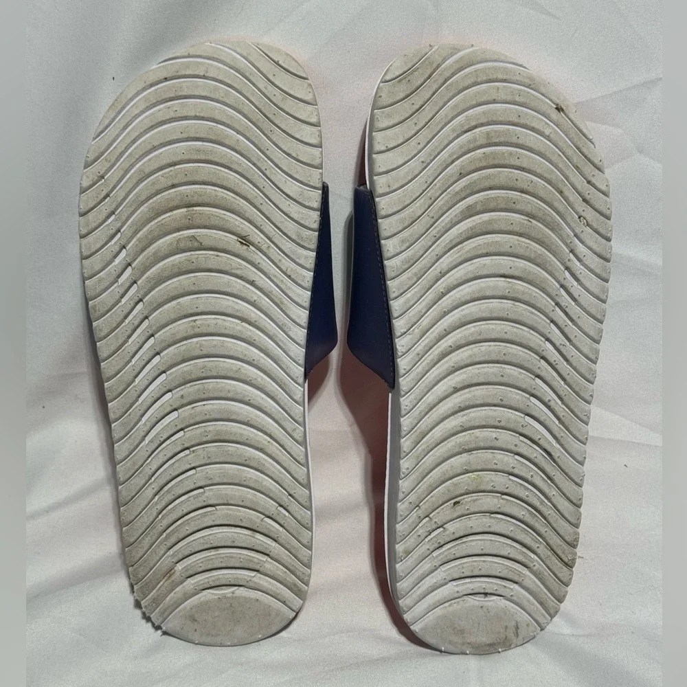 Nike Kawa Sandals Youth Size 5Y Purple Dust Mango Slides